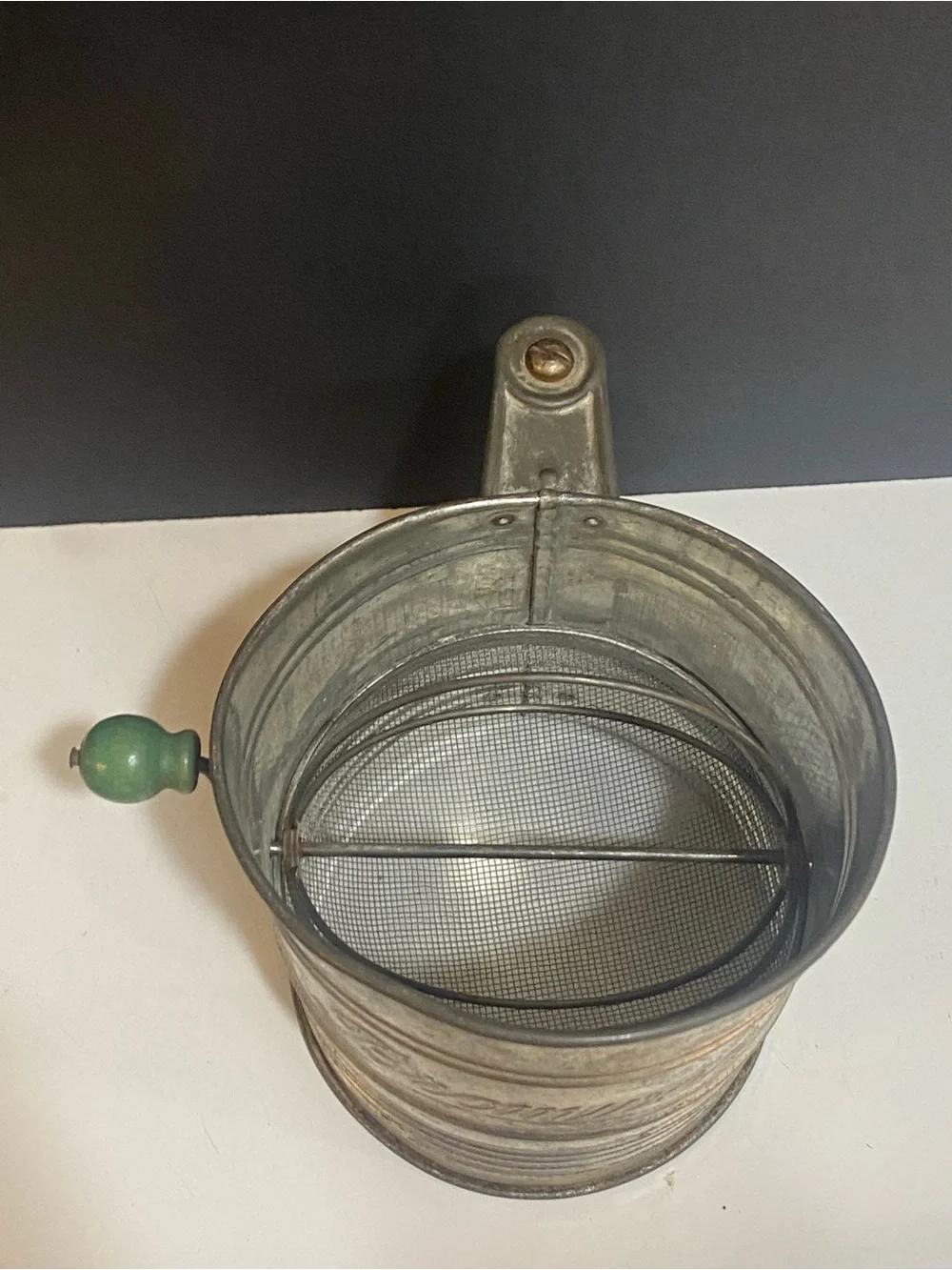 Vintage Jacob Bromwell 5-cup tin flour sifter